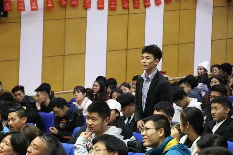 8c78b5eaf49747fbbc7c73077bc94209