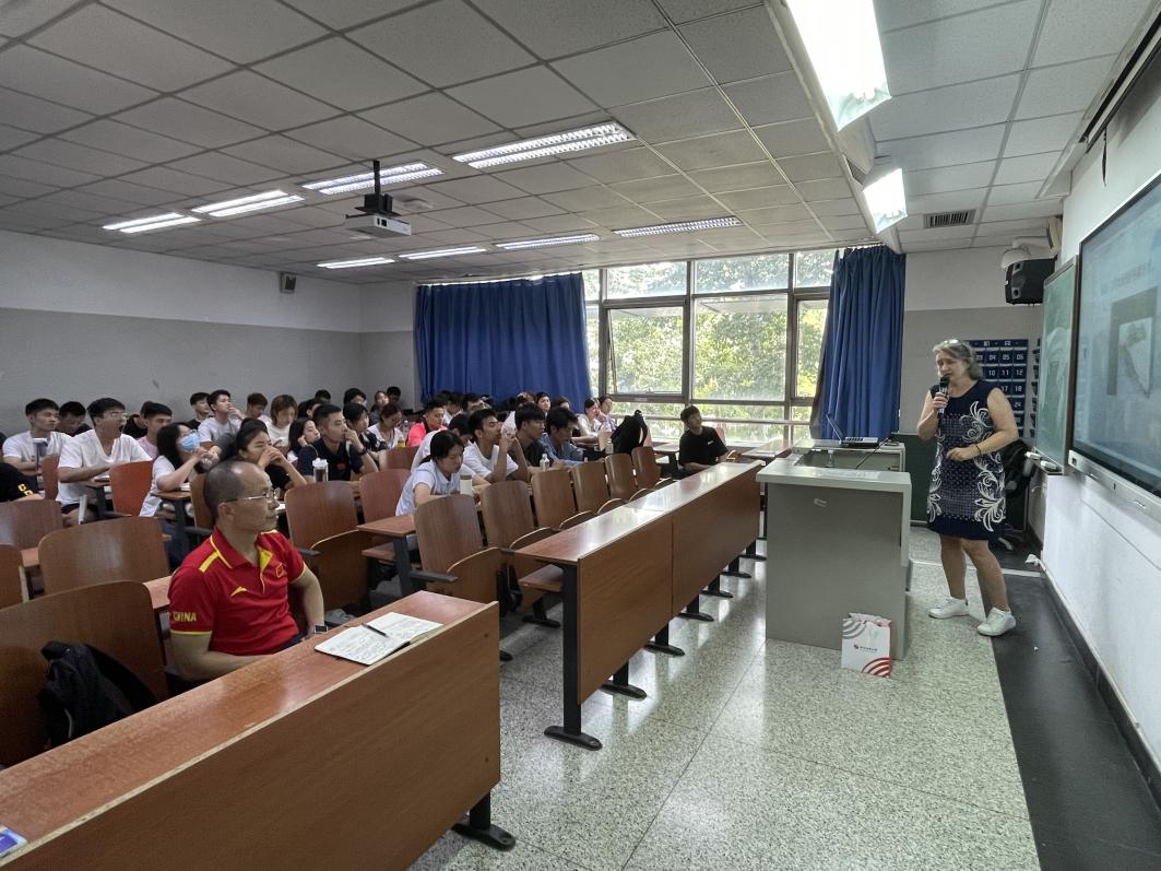 434151f90286403ba0755cab9e4cbb04